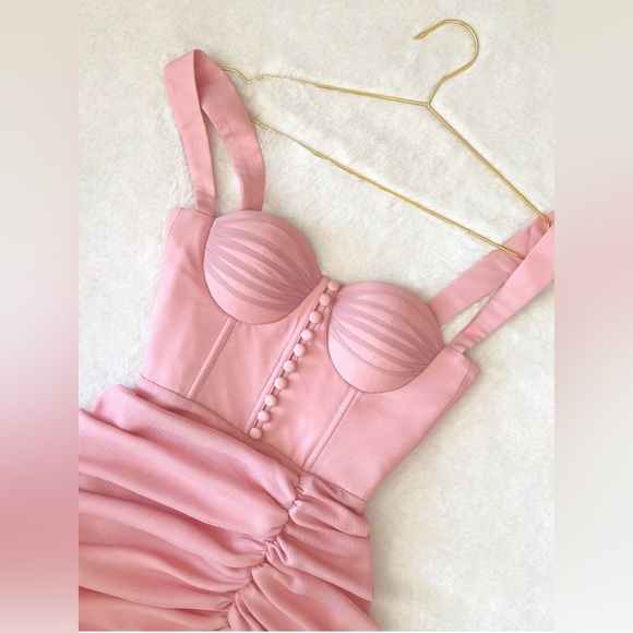 It SHOWTIME ll Dress - Picture 2 of 4